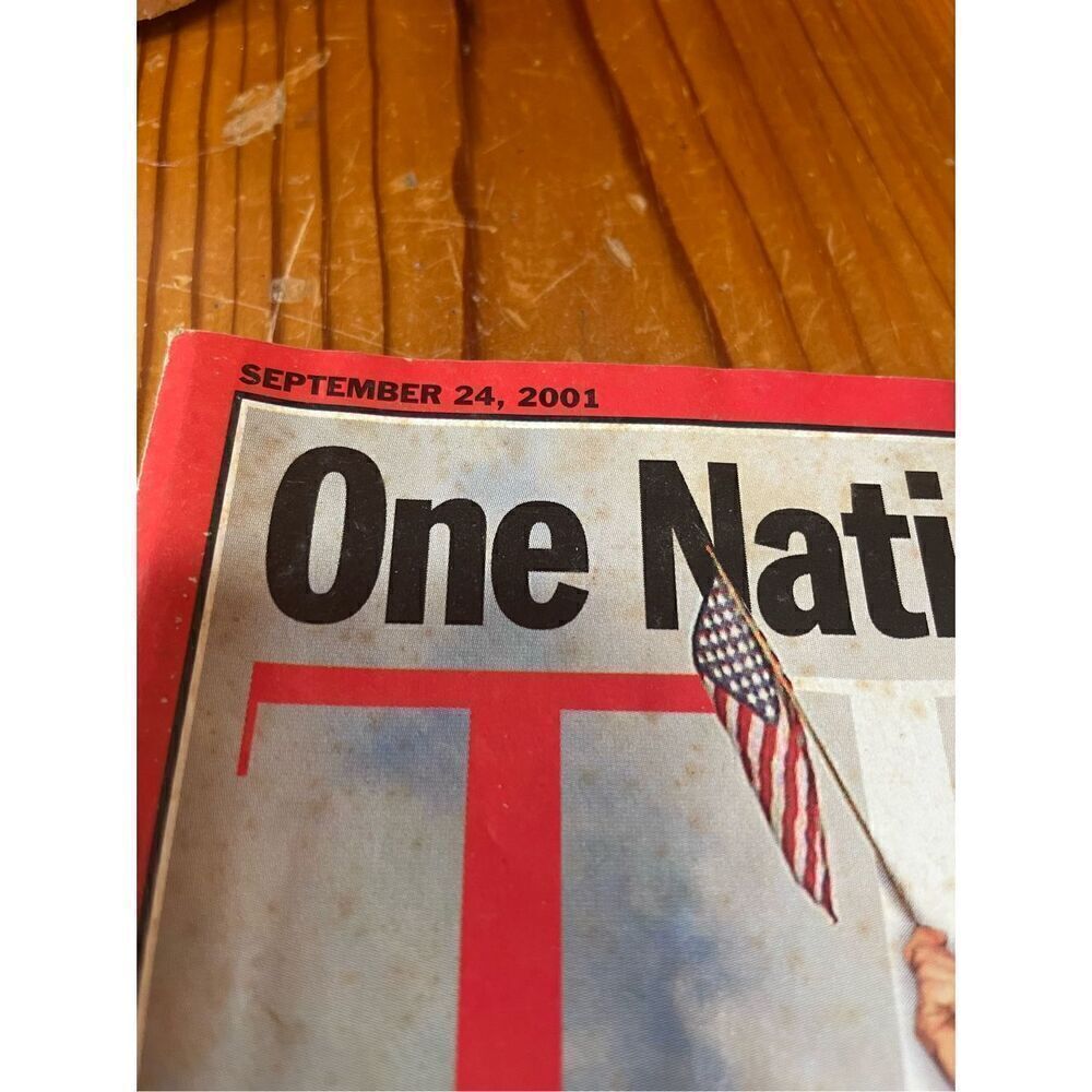 Time Magazine September 24 2001 Special Issue One Nation, Indivisible America Di - Picture 2 of 2